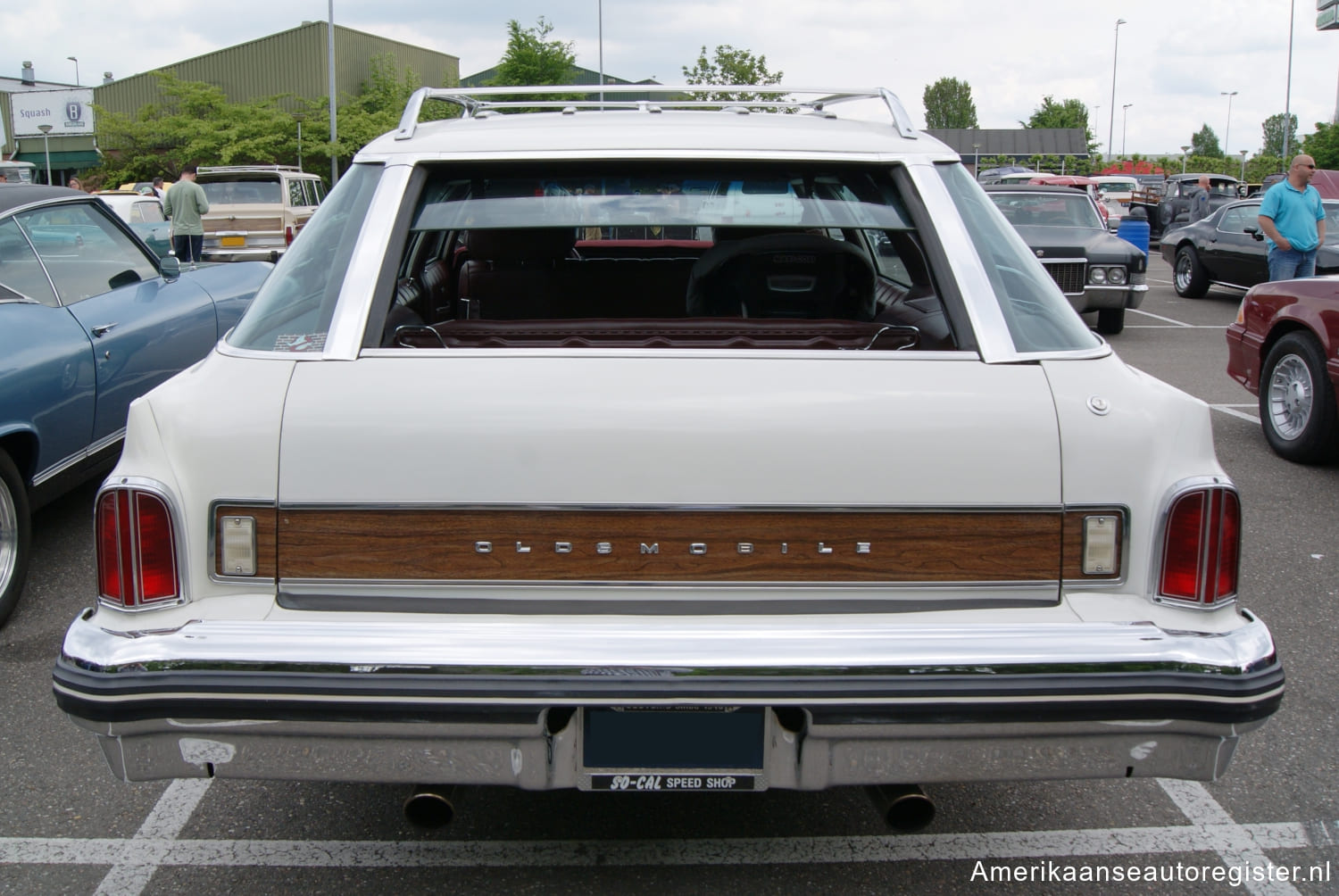 Oldsmobile Custom Cruiser uit 1976